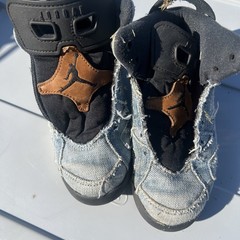 Size 11 (PS) – Jordan 6 Retro Mid Washed Denim