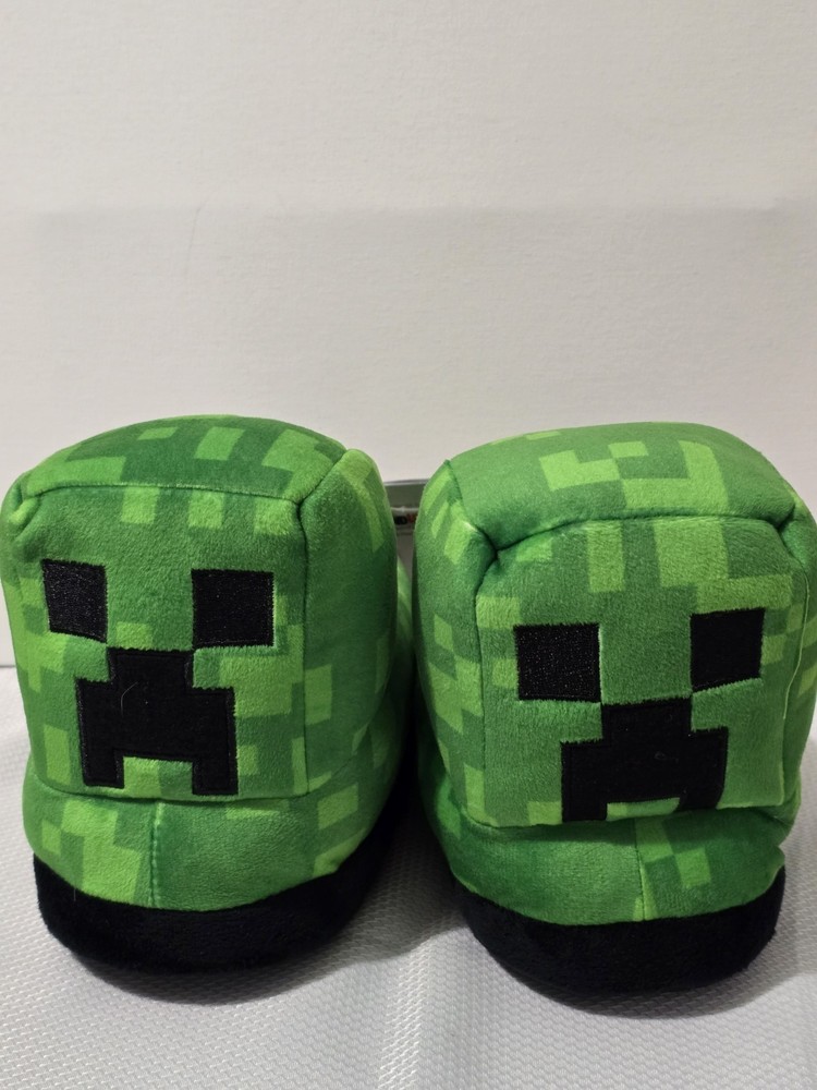Minecraft Creeper Children’s Plush Slippers Size 13/1