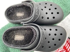 Crocs Classic Unisex Slip-On Clog Black Junior J1 Water Shoes Slip On