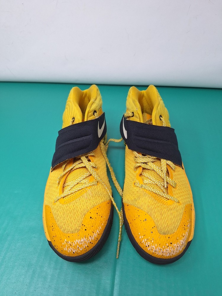 Nike Kyrie 2 PS School Bus 827280–700 Yellow Basketball Shoes Youth US Size 6.5