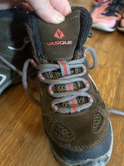 Children’s Vasque Hiking Boots, Brown Suede, Great Condition Size 11