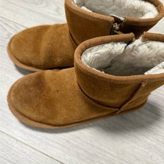 Koolaburra Tan Boots with Plush Lining