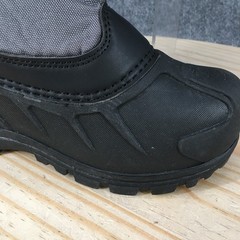 Itasca Snow Drift Boots Youth 2 Winter Quilted Round Toe Comfort Black Gray