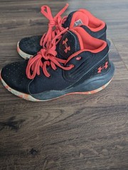 Under Armour Unisex-Child Pre-School Jet ’21 Basketball Shoes