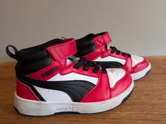 PUMA Rebound V6 Little Kids‘ Easy On Mid-Top Sneakers Size 12.5 Black Red