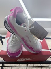 Nike Air Max Nova 5Y 6.5W
