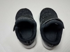 Nike Kids Flex Contact Size 5C Black Gray Assist Hook and Loop Closure