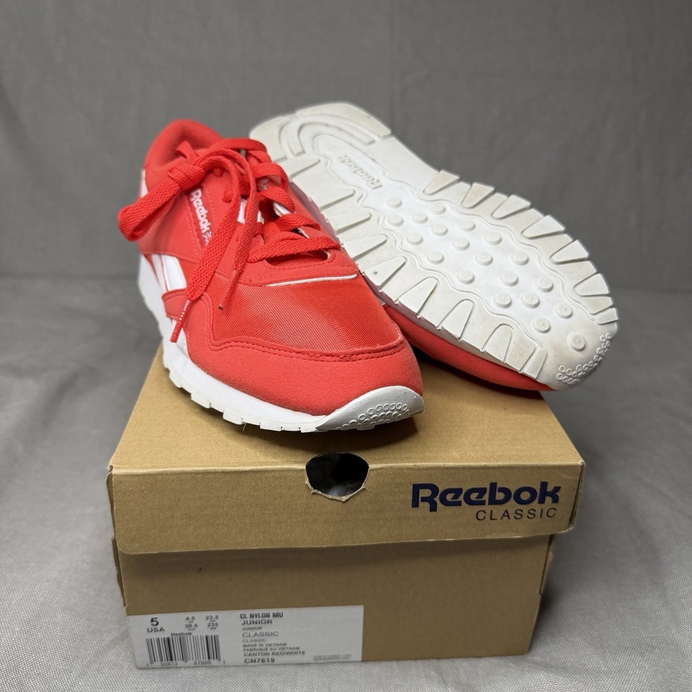 Reebok Classic Nylon Junior Kids Youth Size 5 Red White CN7619 Used Sneakers