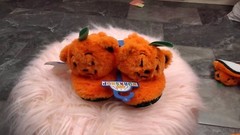 NWT BUILD A BEAR KIDS SLIPPERS PUMPKIN BEAR S (10-11) M (12-13) L (1-2) XL (3-4)