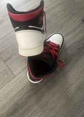 Size 6 (GS) – Jordan 1 Mid Gym Red Black Toe