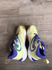 Nike Team Hustle D11 SE PS Youth 13C Luminous Green Ultramarine Shoes Sneakers