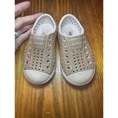 Native Jefferson Bling Gold Glitter Kids Slip On Shoes C5 Toddler EVA Sneaker
