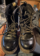 Junior Doc Dr Martens 1460 Patent Leather 8 eyelet Lace & Zip boots Kids Size 12