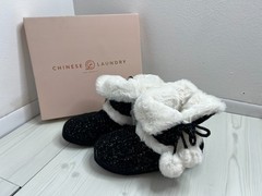 NWT Chinese Laundry Black Sweater Boots Size SM 5-6 Kids Teens. Rare Find