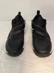 Nike Team Hustle D11 Low Black White – DV8994-002