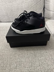 Jordan Flight Origin 3 BT Size 9c 820248-001 Black/Gym Red/White
