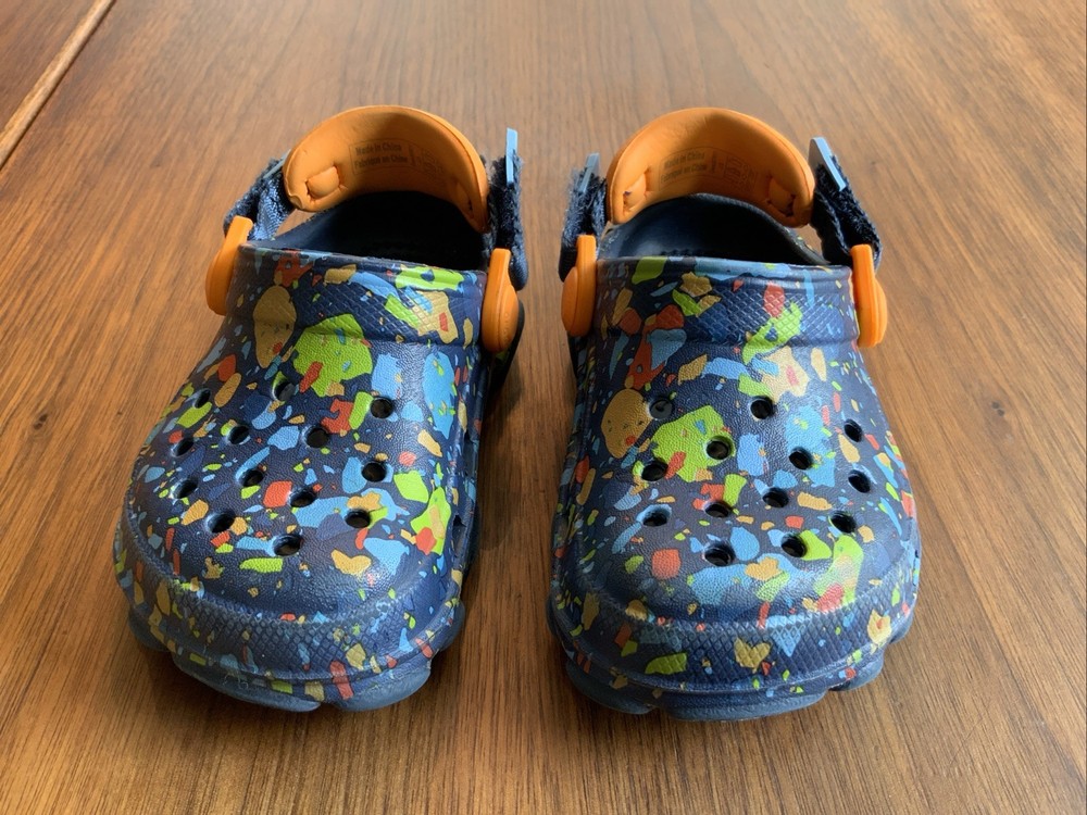 Crocs Classic All Terrain Terrazzo Paint Splatter Clog C5 Boys Youth Kids