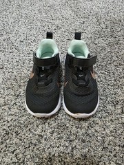 Nike DD1094-005 Kids Breathable Lightweight Comfort Sneakers Black 6C
