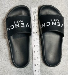 Givenchy Slides Kids Black And White See Pics For Measurements