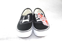 VANS CLASSIC AUTHENTIC CANVAS BLACK/WHITE CASUAL SHOE LITTLE KIDS SNEAKER