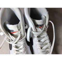 Nike Blazer Mid 77 White Black High Top Sneakers DA4086-100 Kids Size 3.5Y