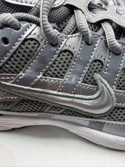 Nike Youth P-6000 Grade-School Metallic Cool Grey. Size 5.5 Youth. New