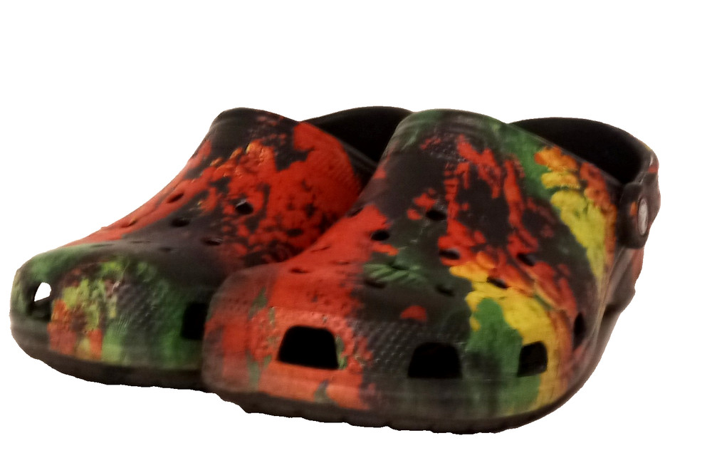Crocs Classic Clogs Spray Paint Print Clog Multi Color Women’s 6 Youth/Men’s 4