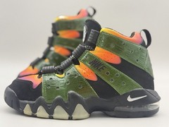 Nike Air Max 2 Charles Barkley Godzilla Shoes Youth Size 4Y / 821923-001