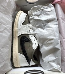 Jordan Air Jordan 1 Low OG SP TD Travis Scott Medium Olive 7C DO5441-200