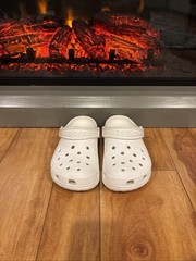 Crocs Classic 206991-100 Clog Kids J2 White Slip On Comfort Casual Shoes EBS1193
