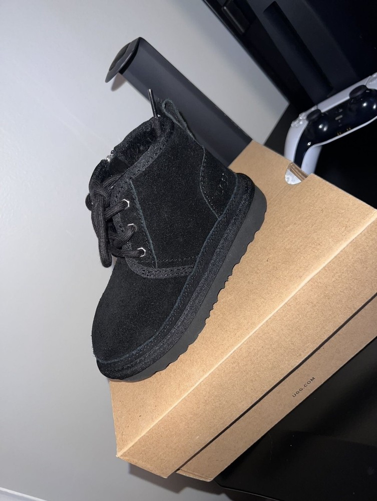 ugg boots kids size 10