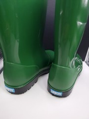 ZOOGS Waterproof Kelly Green Rain Boots Junior Size 1 NEW