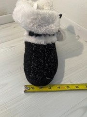 NWT Chinese Laundry Black Sweater Boots Size SM 5-6 Kids Teens. Rare Find
