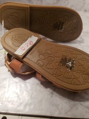 FIRST STEPS SANDLES SIZE KIDS 10