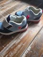 Disney’s Bluey & Bingo Keepy Uppy Light Up Unisex Toddler Sneakers Size 9