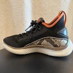 Under Armour Curry Flow 8 Snakeskin Basketball Shoes Black/Orange Size 3.5Y