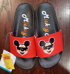 Disney Mickey Mouse Red Slides Sandal Flip Flops Youth L 2/3 NWT
