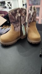 Magellan Outdoors Kids‘ Boone Realtree Edge Boots