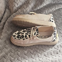 Hey Dude Wendy Youth Leopard Print Canvas Boat Shoes K12 EU 31 UK K11