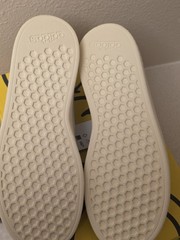 Adidas Advantage Smiley J Smiley World Sneakers US 4 1/2 Unisex Unique Brand New