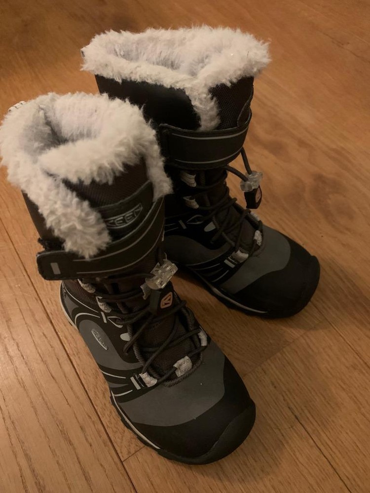Keen TERRADORA WINTER WP Boot in Raven/Vapor 1019790 kids unisex 9 snow EU25/26