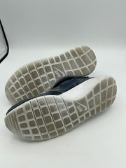 Nike Roshe Blue Denim Light Weight Youth Size 4 Shoe Unique Sneaker
