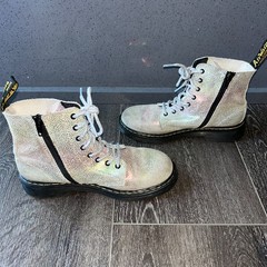 Dr. Doc Martens 1460 Pascal J Iridescent Boots AW004 KM07W Size 4 US M – EU 36