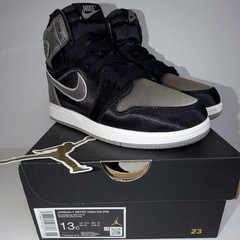Jordan 1 Retro High OG (PS) High Top Lace-Up Black/Gray/White 13C FD5304-010