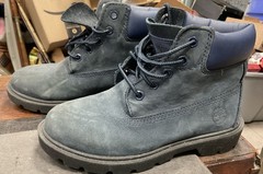 Timberland Premium 6” Waterproof Kids Peacoat Dark Blue Nubuck. Size 13c Boys