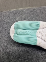 Nike Air Max Kids Sneaker 6C Multicolor Logo Close Toe Bolt Toddler Comfort Shoe