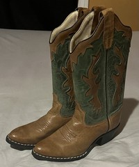 Old West Cowboy Boots Model 8181 Size 135 Or 1.5 To 2 Y Leather Brown Worn Twice