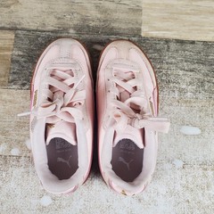 PUMA Club II Era Kids Shoes Sz 11 C Running Pink Suede Leather Lace Up Sneakers