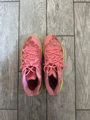 Nike Kyrie 5 Patrick Star Size 10 Lace-Up Athletic Sneakers Slightly Worn