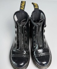 Dr. Martens Sinclair Bex Patent Leather Boots Black Youth US Size 2